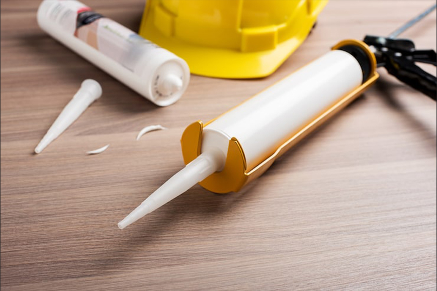 مواد التثبيت واللواصق الإنشائية